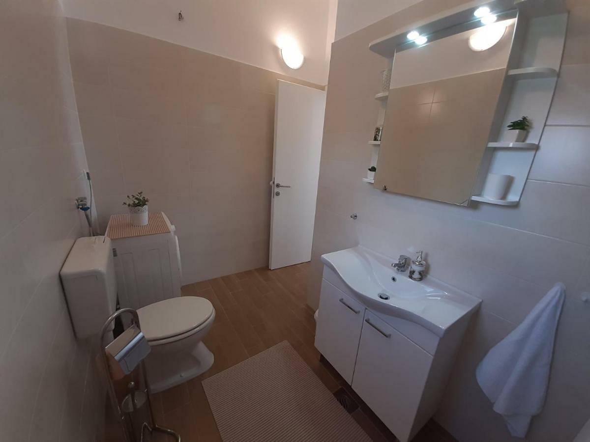 Apartman S Pogledom Ždrelac 외부 사진
